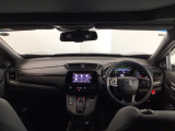 【前方視界】開放的な前方視界!運転がしやすく疲れにくいです♪窓が大きく、見通しがとっても良いおクルマですよ♪
