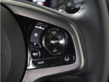 ◆アダプティブクルーズコントロール◆予め設定した車速内でクルマが自動的に加減速。前走車との適切な車間距離を維持しながら追従走行します。【LKAS】車線維持支援システムでステアリング操作を支援。