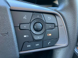 オーデイオやナビのコントロールができるスイッチ、運転中は手を放さず手元で操作可能なんです!