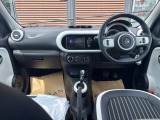 内装はルームクリーニング済みです!清潔な車内で快適なドライブをお楽しみください!!前席、後席、そしてエンジンルームまで全てクリーニング済みです。