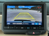 バックカメラも装備しております。車庫入れの苦手なお客様も安心!重宝してくれます!