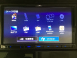 ナビゲーションはフルセグTV対応のメモリーナビ(社外品)を搭載しています。Bluetoothオーディオ機能がありますので、スマートフォンなどの音楽も再生できます。
