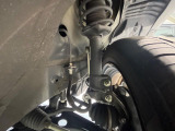 お車を安心してお乗りいただく為には、足回りの定期点検が欠かせません。サービスサポート(有償保証)では無料点検もご提供しており、安心のカーライフをお過ごしいただけるサポート体制が整っています。