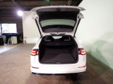 「VW認定中古車は、お客様の安全性のため、厳しい基準を設定しております。☆ロード・アシスタンス・サービス☆24時間365日、お客様のカーライフをサポートします☆
