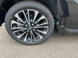 納車前にはプロのメカニックが点検、整備を行いますので安心してお乗り頂けます!!