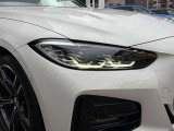 また、BMW正規認定中古車は、エマージェンシーサービスが自動付帯。24時間365日、皆様のカーライフをサポート致します。確かな安心のうえで、「駆けぬける歓び」をご堪能ください。