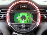 ◆iDriveを装備。操作系統をディスプレイから独立させることで、人間工学に基づいた最適な運転環境を実現しております。◆
