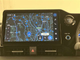 いまや必須装備「ナビゲーション」搭載!知らない場所にスイスイッとドライブ。もう、これなしではハンドルを握れませんね!でも運転中の操作は危険ですのでご注意ですね☆