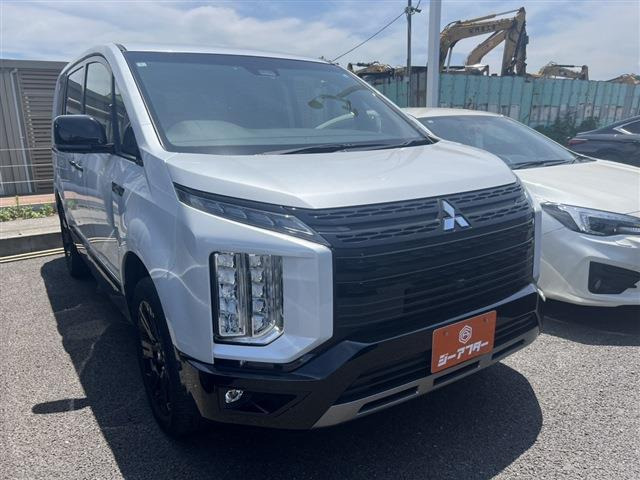 デリカD:5 2.2 シャモニー 電動サイドステップ 4WD 電動サイドステップ ツートーンカ...