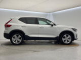 全国のVOLVOからお取り寄せが可能※!遠方の店舗に展示してあるクルマが気になる場合も、最寄りの店舗でご購入ただくことが可能です!是非私たちに要望をお聞かせください!※別途費用
