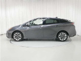 プリウス 1.8 A ツーリングセレクション E-Four 4WD 