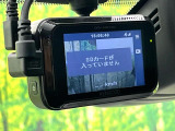 【ドライブレコーダー】ドライブレコーダー装備!走行中はもちろん、あおり運転や事故に遭遇した際、映像で記録し、万一のリスクに備えます。※記録用SDカードはお客様ご自身でご準備いただく必要があります。