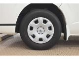 タイヤサイズ 195/80R15 となります。