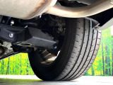 お車を安心してお乗りいただく為には、足回りの定期点検が欠かせません。サービスサポート(有償保証)では無料点検もご提供しており、安心のカーライフをお過ごしいただけるサポート体制が整っています。