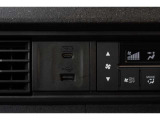USBソケットがあります。