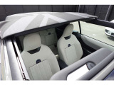全国陸送納車可能!お近くのMINI正規ディーラーでアフターサービス可能です!フリーダイヤル(0078-6002-317961)または、MINI NEXT城東鶴見06-6933-3298迄お問合せ下さい。