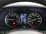 メーターはスッキリとしたデザインで、とても見やすく、安全運転のお役に立ちます。