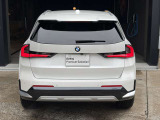 サービスにはドイツ本国と同様に教育と訓練を受け、BMWを知り尽くした「マイスターメカニック」が数多く在籍しております。納車前点検整備で、お客様に安心と安全をお届けいたします。