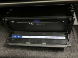 当店ではトヨタauショップ併設しております。お車と一緒にau携帯の機種変更も可能です♪また、自動車保険も取り扱っております。車の支払いと自動車保険の支払いをまとめてお支払い可能なプランもあります♪