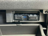 今では必需品のETCもパネルデザインにフィットするビルトインタイプなので、見た目もスッキリとしています