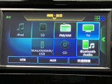 メモリーナビを搭載。楽しいドライブにナビは欠かせませんよね。Bluetoothも当然付いています♪好きな音楽を聴きながら今まで行ったことの無いところに行ってみませんか?