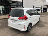ホンダセンシング装着車となっております。衝突軽減ブレーキ、誤発進抑制機能、歩行者事故低減ステアリング、路外逸脱抑制機能、アダプティブクルーズコントロール、車線維持支援システム他、安全運転を幅広く支援。
