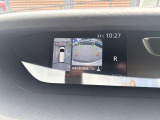 アラウンドビューモニターは車庫入れの強い味方となってくれます。上から車を見下ろすように視ることで、駐車場枠内にビシッと真っ直ぐ停めれます!☆一度使ったらわかって頂けます☆