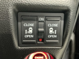 【両側パワースライドドア】両側がパワースライドドアになっており、運転席のスイッチやスマートキーでも開閉が可能です!開口部も広いので乗り降りも楽々♪