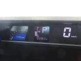 様々な運転情報を見やすく表示。
