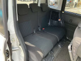 ゆとりある広々とした車内空間は、ドライブを始め買い物やレジャーなど、幅広く活躍します。一人でもみんなとでもお出かけを楽しみましょう!