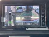 アラウンドビューモニターは、車両の周囲を360度見渡せるカメラシステムです。駐車時の死角をなくし、安全な運転をサポートします。駐車時の死角をなくして、安心・安全な運転を実現できます。