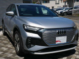 Q4スポーツバックe-tron  40 e-tron