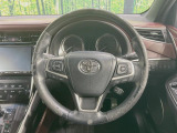 【純正革巻きステアリング】上質な革を使用することで、手にしっかり馴染みとても運転しやすいハンドルです♪