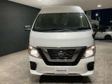 明るくて見やすいヘッドライト夜間の運転も安心です☆