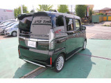 自社整備工場にてHonda車に精通したメカニックが徹底した納車整備を実施し、消耗した部品等は交換し記録簿に記載しますので安心してご使用いただけます。もちろん追加料金は頂きません◎