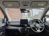 運転席周りの視界もよくハンドルも軽い取り回しなのですごく運転がしやすい車です。