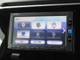 ナビゲーションは純正メモリーナビ(VXM-174CSi)を装着しております。AM、FM、CD、Bluetooth、音楽録音再生、ワンセグTVがご使用いただけます。初めて訪れた場所でも安心ですね!