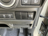 各種スイッチ類です。