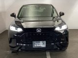 車の個性が現れるフロントデザイン。バランスの取れたフォルムは飽きが来ず、毎日のドライブを誇らしい気持ちにさせてくれる美しさです