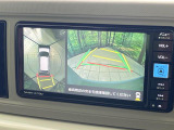 【パノラマモニター】専用のカメラにより、上から見下ろしたような視点で360度クルマの周囲を確認することができます☆死角部分も確認しやすく、狭い場所での切り返しや駐車もスムーズに行えます。