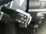 【便利装備】クルーズコントロールスイッチ☆希望の車速で定速走行する事ができます。高速道路を走る時に便利な機能です※設定速度には制限があります。
