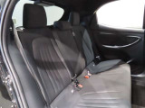 ゆとりある広々とした車内空間は、ドライブを始め買い物やレジャーなど、幅広く活躍します。一人でもみんなとでもお出かけを楽しみましょう!