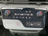 オートエアコンは、温度や風量を自動で調整してくれるため、運転に集中でき、疲労軽減にもつながります。また、車内の温度を一定に保つことで、結露やカビの発生を防ぐ効果もあります。