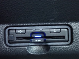 ■【ETC車載器】が装備されています。セットアップをしてお渡しとなり、ETCカードを差し込むだけで高速道路の利用が可能です。