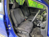 ドライバーによって運転しやすいポジションは異なり、あの車はどうなのか不安なこともありますよね。気になるお車は店頭で乗り込んでご確認いただけます♪