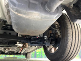 お車を安心してお乗りいただく為には、足回りの定期点検が欠かせません。サービスサポート(有償保証)では無料点検もご提供しており、安心のカーライフをお過ごしいただけるサポート体制が整っています。