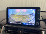 【バックカメラ】リバースにするだけで映ります、後方の安全確認や、狭い駐車場での車庫入れ、雨の日や夜間など視界の悪い時に便利です!安全にバックする為には欠かせない装備です。