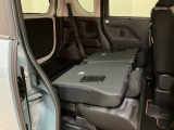 リヤシート表面には防水機能を付与しているので濡れたお荷物を気にせず置くことが出来ます☆