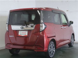 広々とした車内空間に優れた燃費性能。更にデザインも上質で人気のお車です!