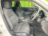 ドライバーによって運転しやすいポジションは異なり、あの車はどうなのか不安なこともありますよね。気になるお車は店頭で乗り込んでご確認いただけます♪